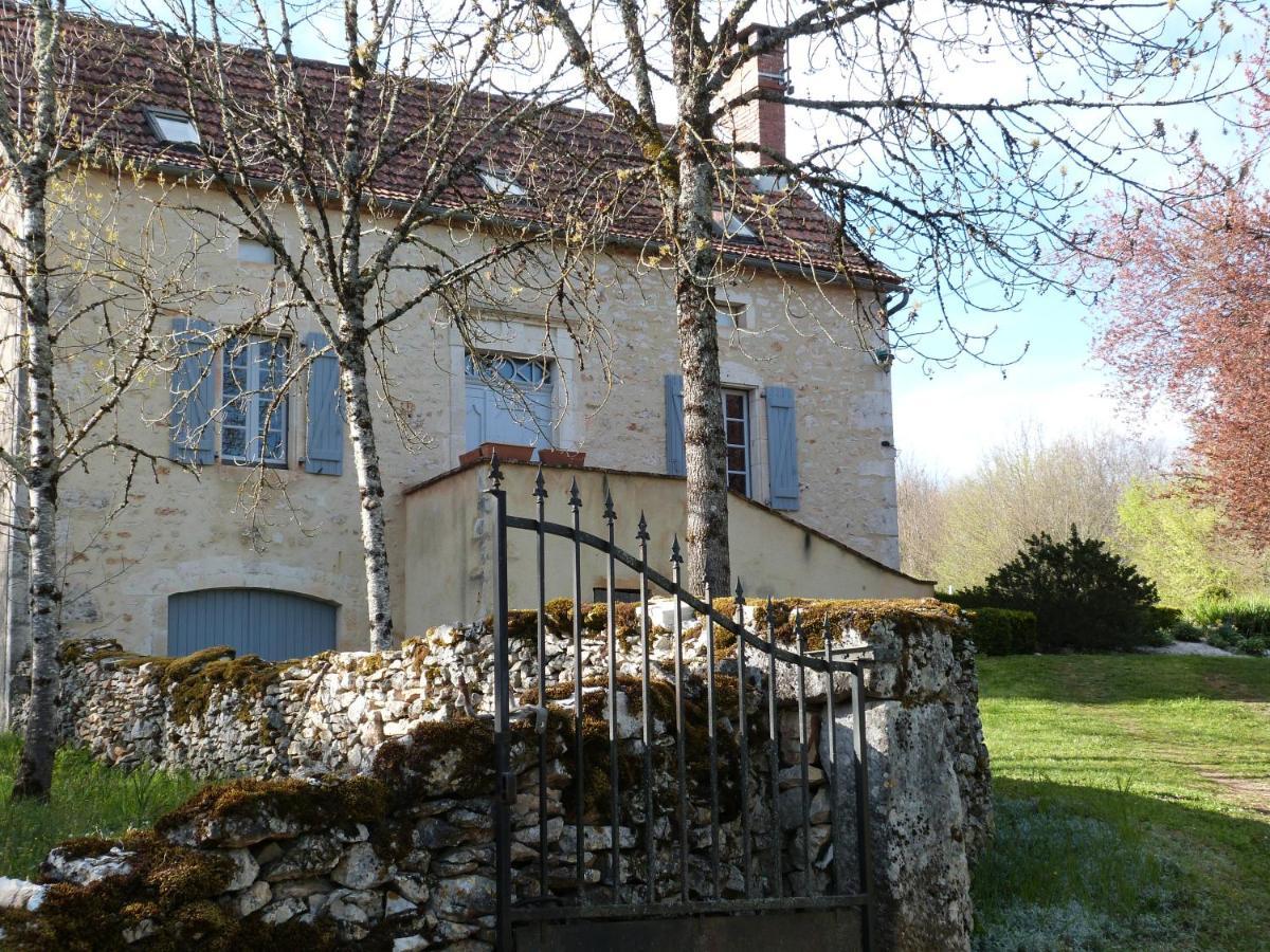 Gite Avec Piscine Proche De St Cirq Lapopie Berganty Exterior foto